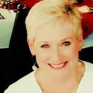 Meet your Posher, Vicki